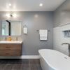 Badezimmer beheizt durch Herschel Select XLS Spiegel